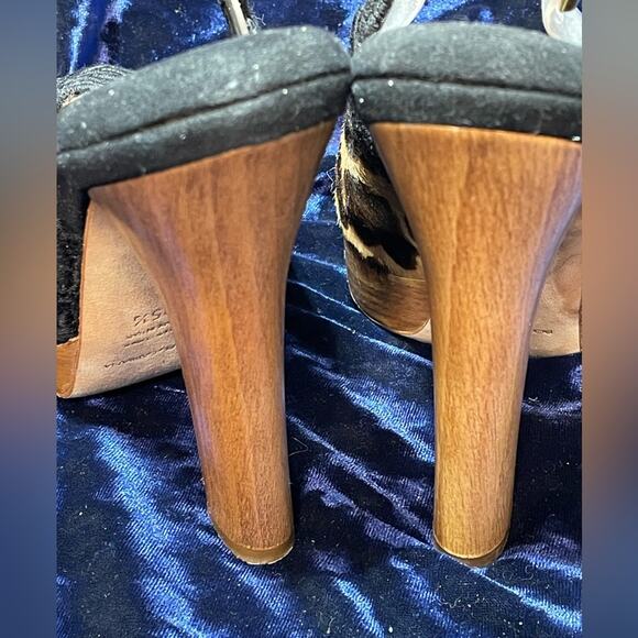 Dolce and Gabbana Calf Suede wooden Heels women’s Shoe Size 35.5 or us 5.5 - Picture 4 of 5